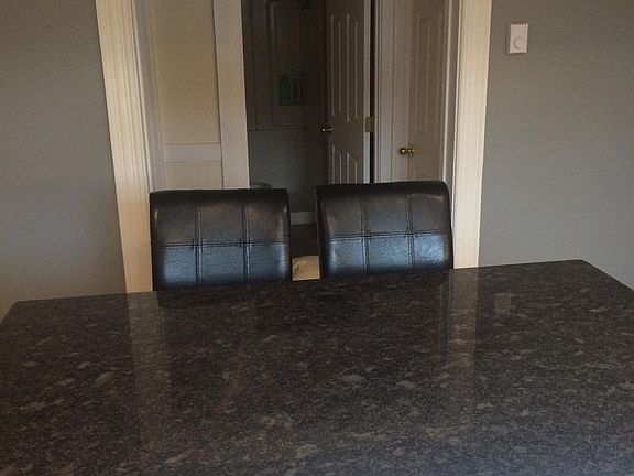 5th image of 75 Greenwood St Floor 2