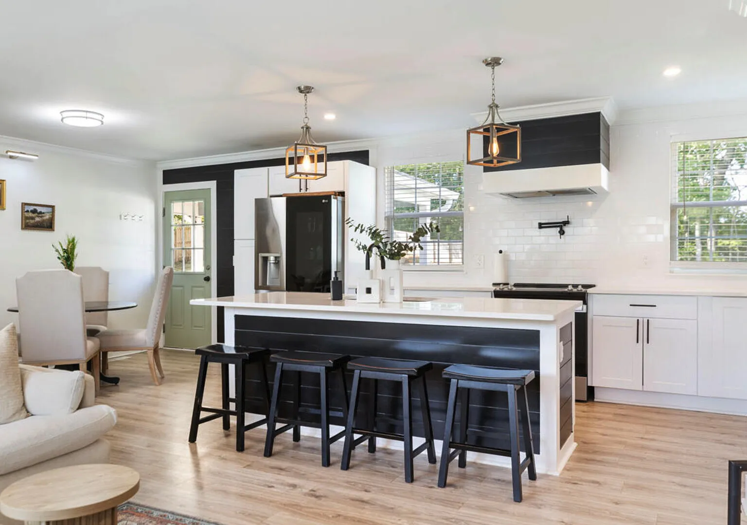Furnished Single Family Home Dade Dr Nashville — Photo 2