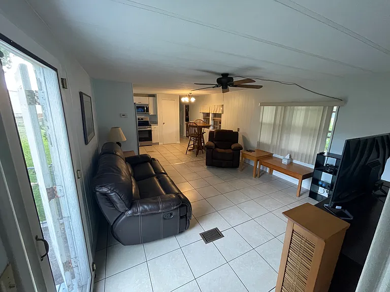 7036 SE Amendment St — Photo 6