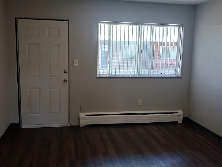 1535 Moline St #5 — Photo 1