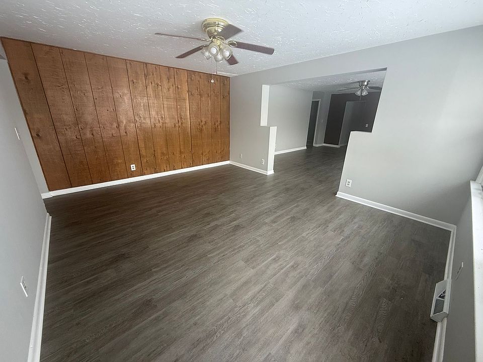 1st image of 41537 Northwood St