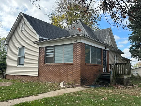 1003 S 17th St, Terre Haute, IN 47807