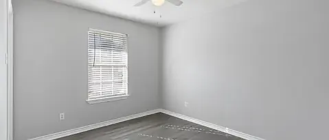 510 Freeman Ave — Photo 34