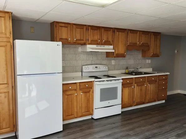 171 N Main St, Rockland, ME 04841