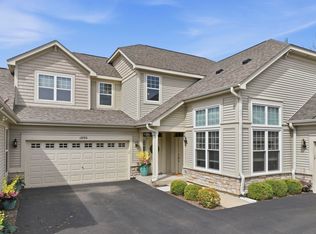 1890 Havenshire Rd #1890, Aurora, IL