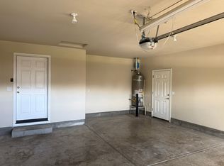 1672 SW Waterstone Dr, Grants Pass, OR 97527