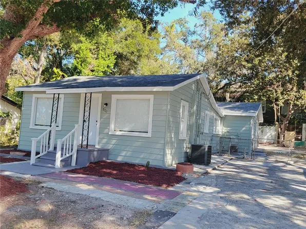 8711 N Orangeview Ave, Tampa, FL 33617