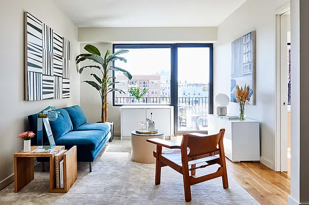 Rented by EXR | media 46