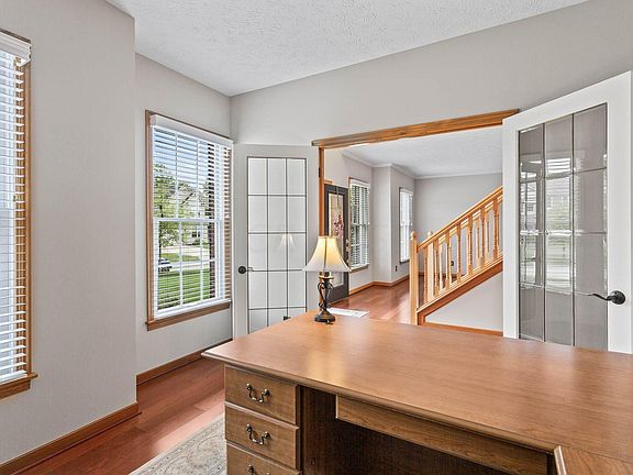 5th image of 1765 Harrison Pond Dr