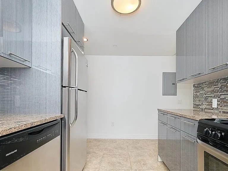 3440 Guider Ave #2E — Photo 15
