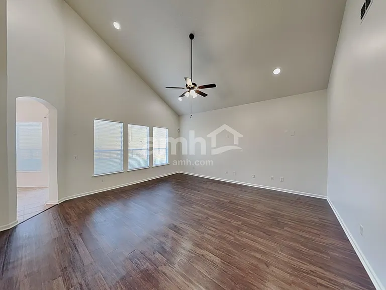 3208 Timbertrail Ct — Photo 9