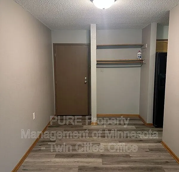 221 Grand Ave W #306 — Photo 1