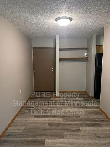221 Grand Ave W #306 Photo 1