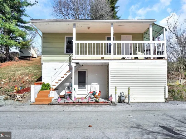 100 W Gay St, Windsor, PA 17366