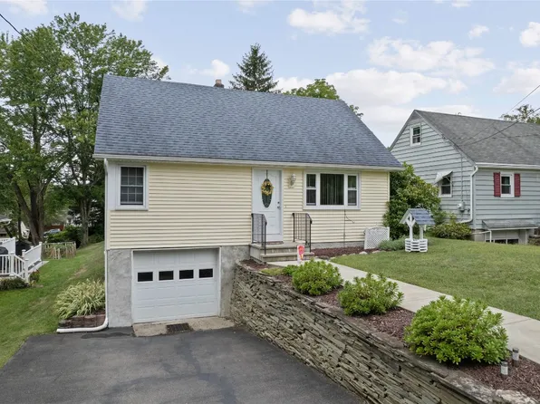 12 Montague St, Binghamton, NY 13901