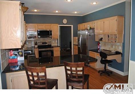 3rd image of 4122 Lakecliff Dr