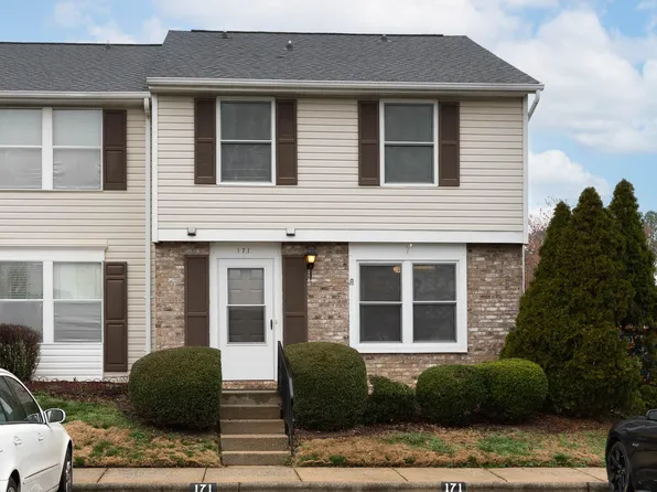 171 Water Oak Dr, Pineville, NC 28134