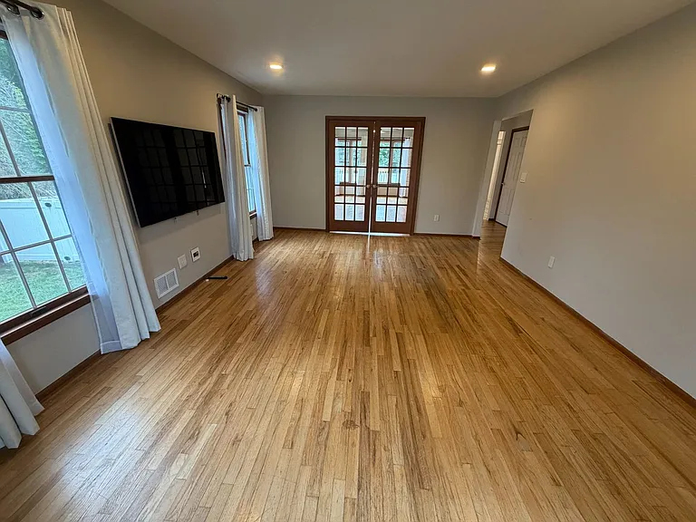 43 S Westfield Rd — Photo 13