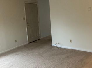 6490 Portsmouth Dr, Fayetteville, NC 28314