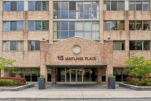 15 Maitland Pl #506 Photo 1