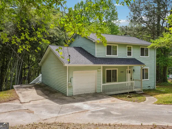 3688 Burnley Ct, Lithonia, GA 30038