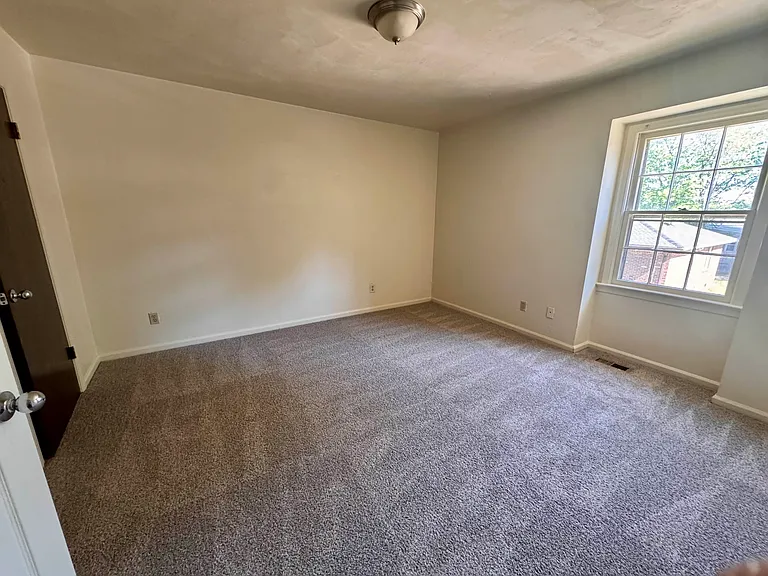 7916 Thompson Rd #1 — Photo 8
