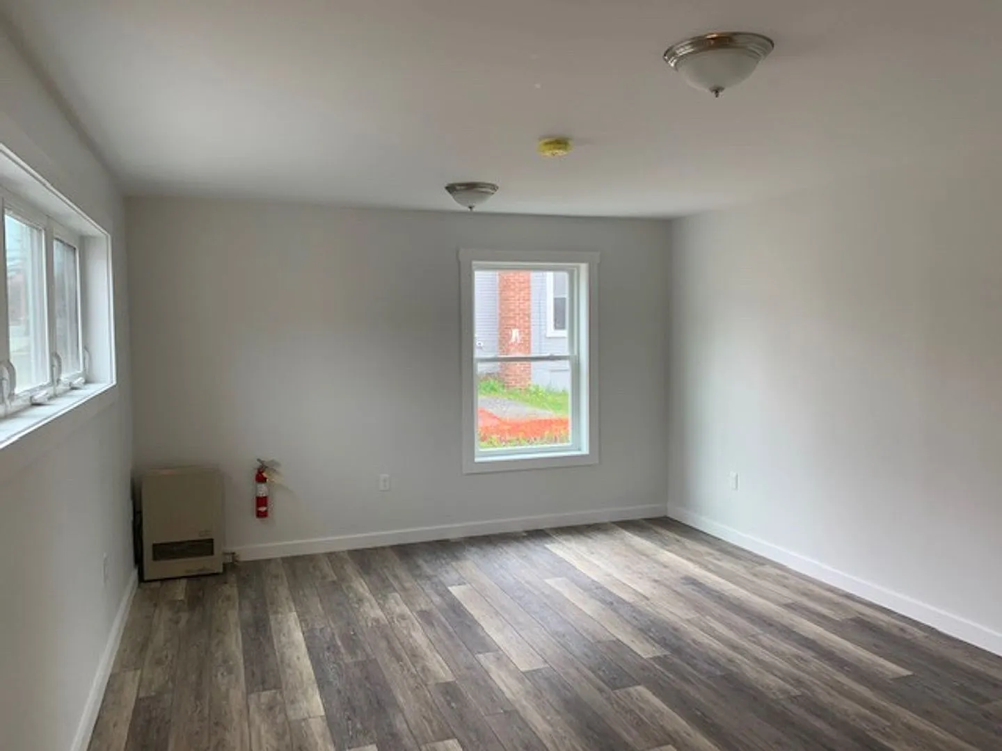 221 Bridge Street — Photo 2