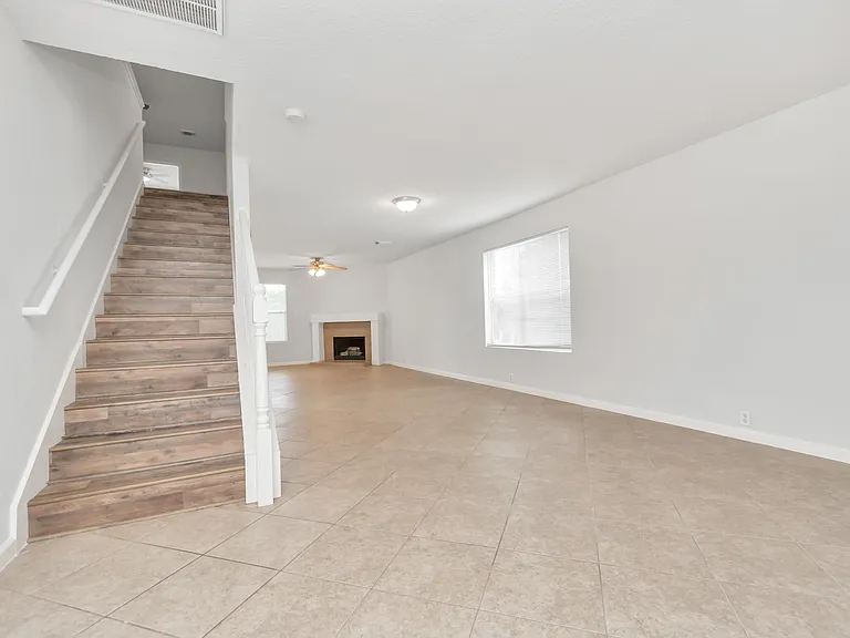 19762 Twin Canyon Ct — Photo 11