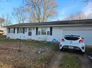 5768 Mountain Rd, Coloma, MI 49038