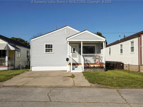 1928 McKinley Ave, Saint Albans, WV 25177