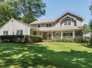 281 Edge Of Woods Rd, Southampton, NY 11968