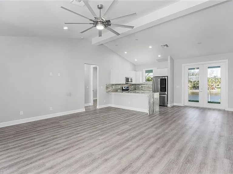 2601 Diplomat Pkwy W — Photo 10