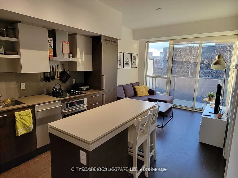 1030 King St W #449 — Photo 8