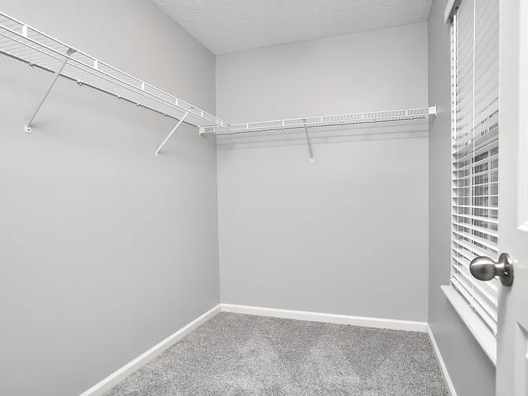 11080 McDowell Dr — Photo 36