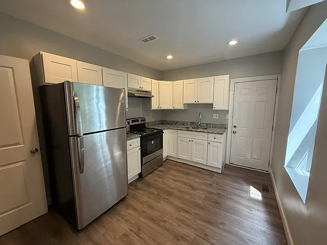 1715 N Bailey St — Photo 3