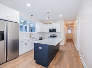1711 W Henderson St #1, Chicago, IL 60657