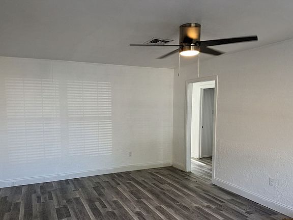 3rd image of 4345 Cunningham Dr