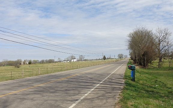 4th image of 2965 Nashville Hwy