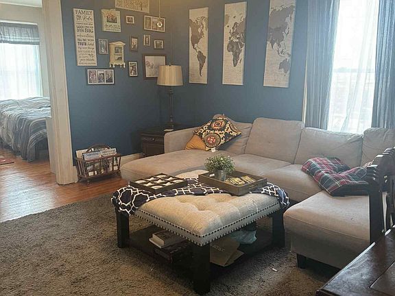 4th image of 2806 S 29th St