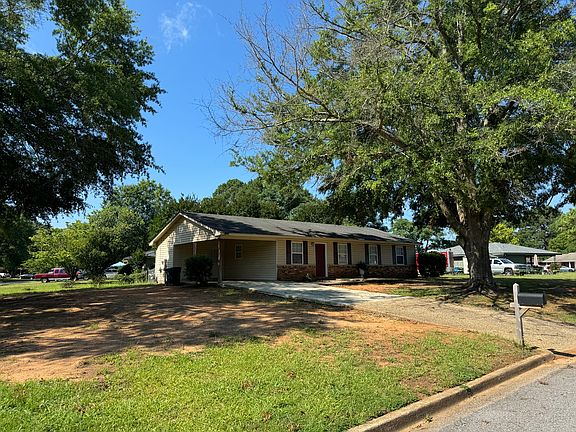 5th image of 2751 Deer Haven Dr