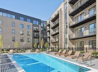 Novu Apartments, Niles, IL 60714