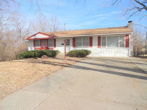 2nd image of 9025 Lewis Ave
