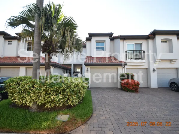 1138 Shipwatch Cir, Tampa, FL 33602