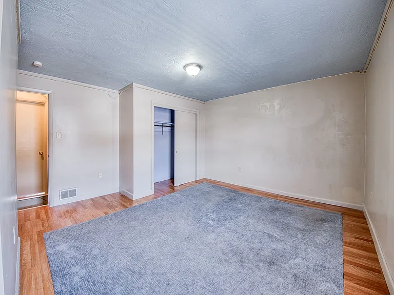 126 Railroad St #128 — Photo 34