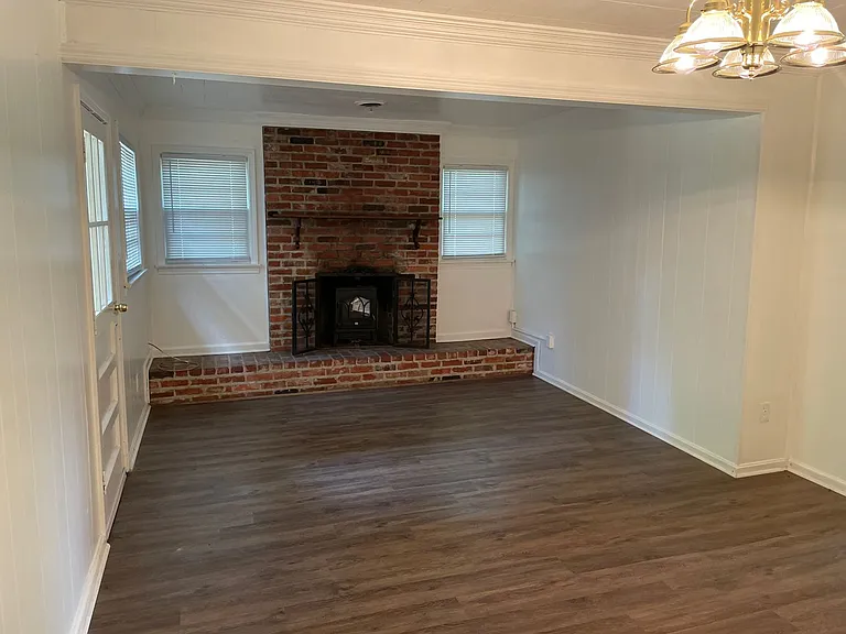 688 Joryne Dr — Photo 9