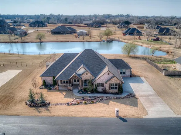 962 County Street 2983, Blanchard, OK 73010