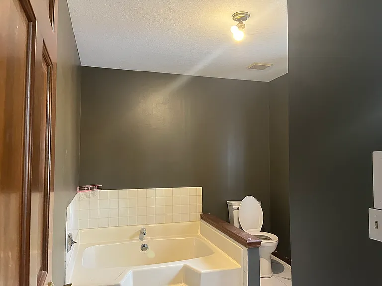 Bathtub in master bedroom Bathroom