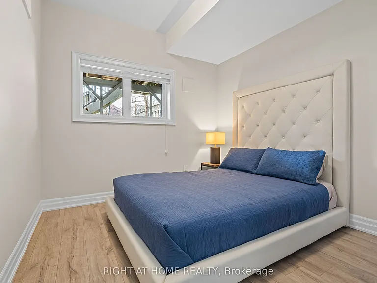 91B Evans Ave — Photo 44