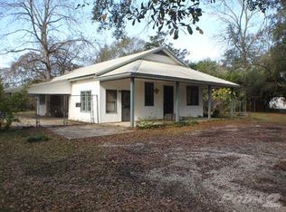 4555 Victoria Dr, Baton Rouge, LA 70812