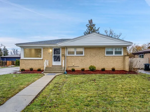 9317 Olcott Ave, Morton Grove, IL 60053